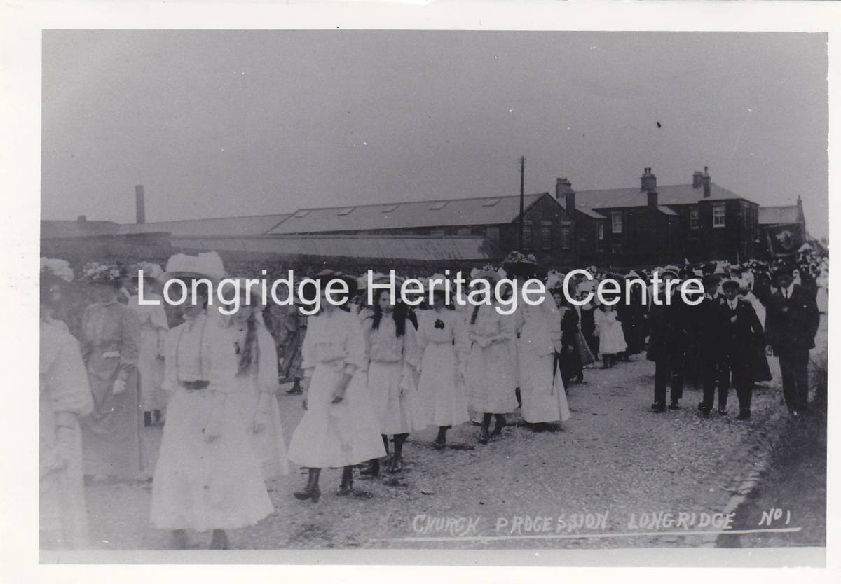 125B - Kestor Lane - Church procession approaching from Stone Bridge - Unknown